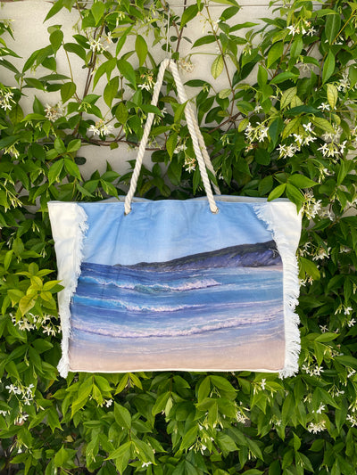 Rolling Swell tassel tote bag